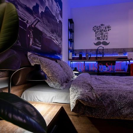 Maera Suites Central ブカレスト エクステリア 写真