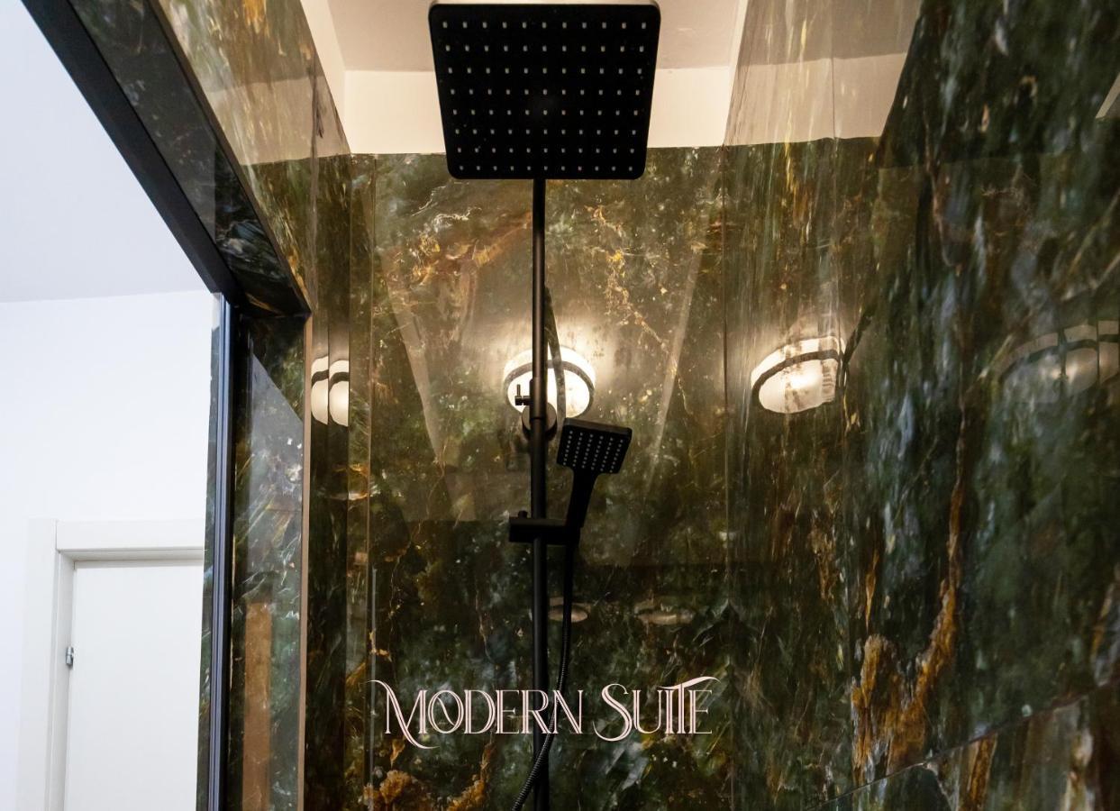 Maera Suites Central ブカレスト エクステリア 写真